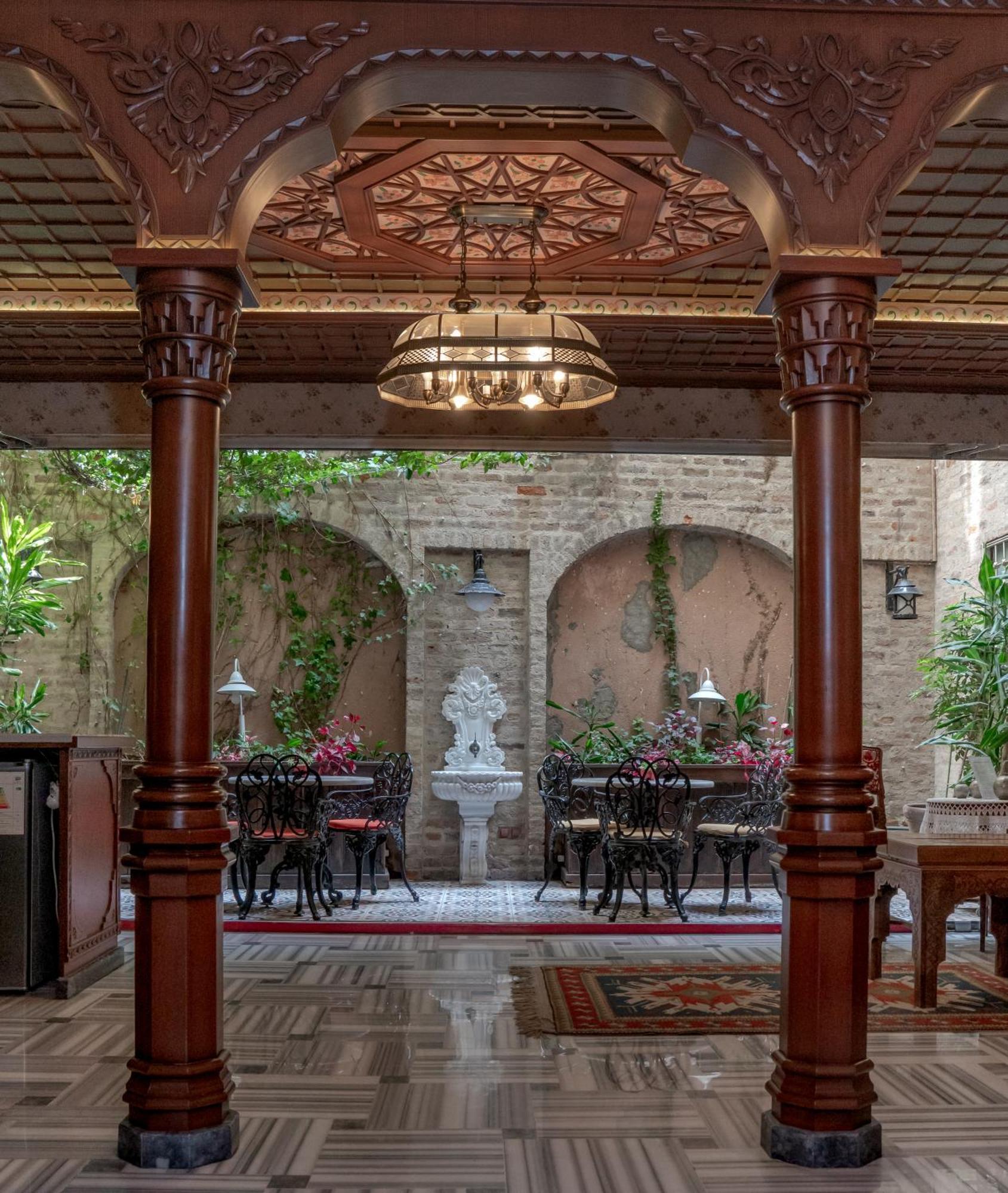 Hotel Niles Istanbul Ngoại thất bức ảnh