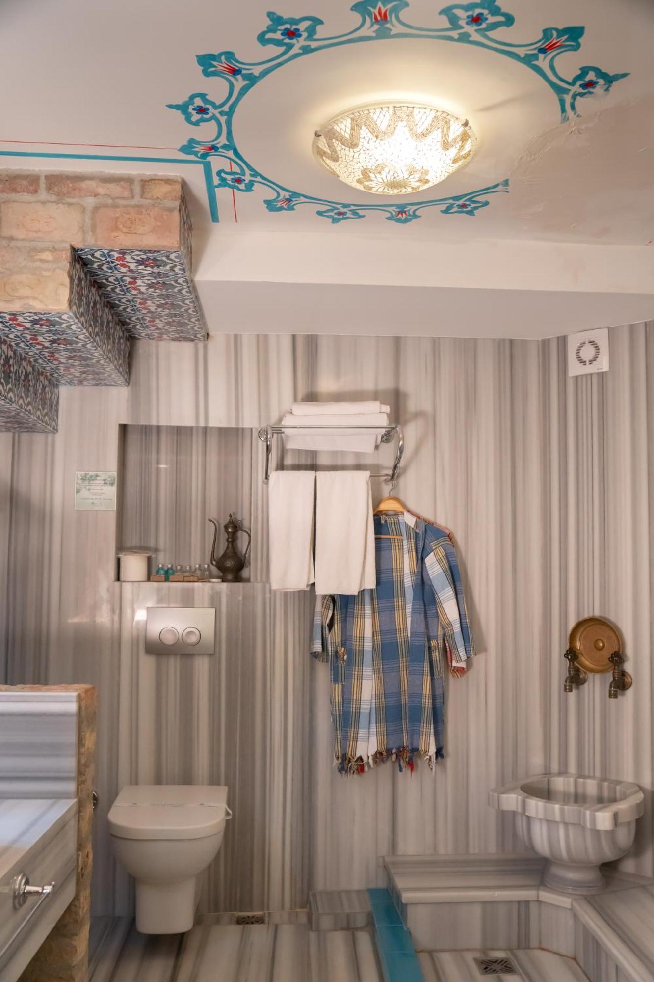 Hotel Niles Istanbul Ngoại thất bức ảnh