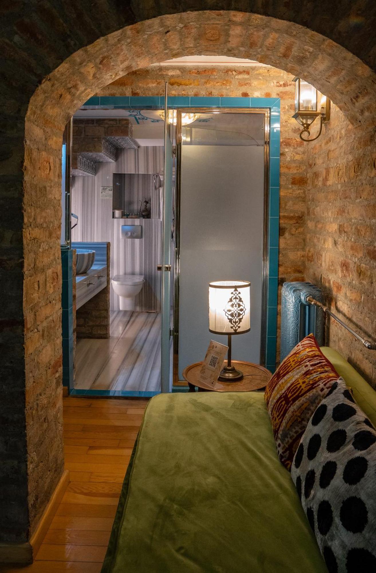 Hotel Niles Istanbul Ngoại thất bức ảnh